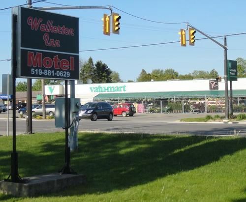 Walkerton Inn Motel Екстер'єр фото