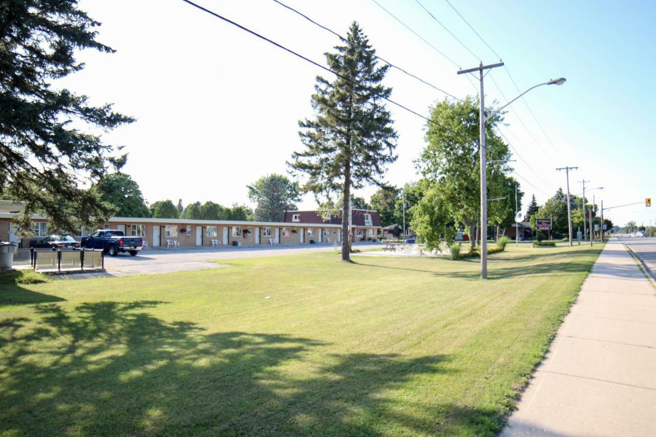 Walkerton Inn Motel Екстер'єр фото