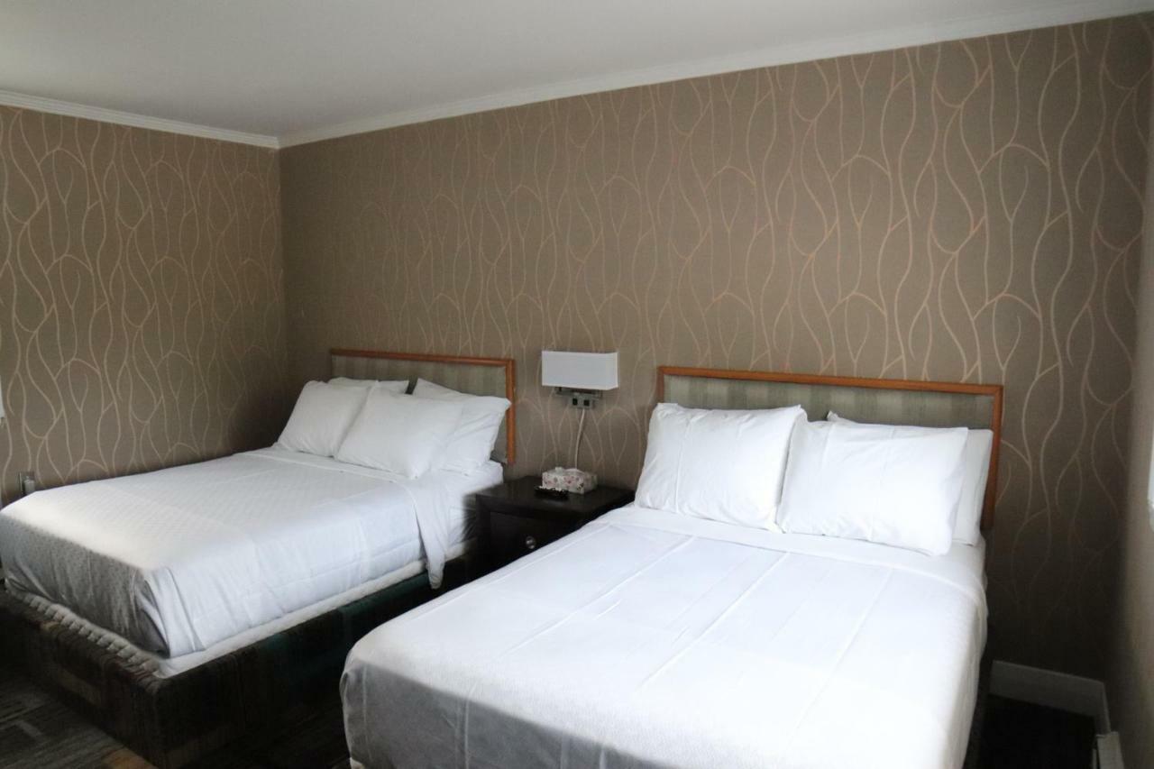 Walkerton Inn Motel Екстер'єр фото